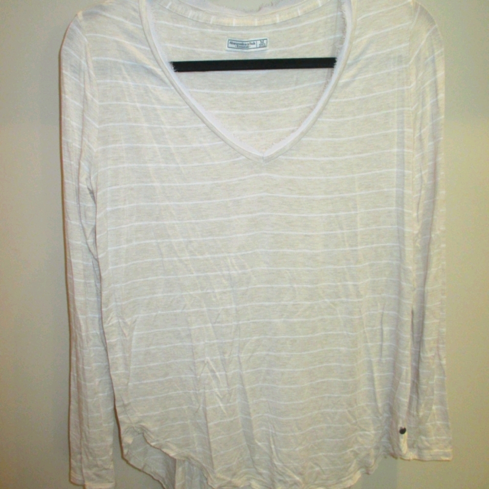 Abercrombie & Fitch Long Sleeve